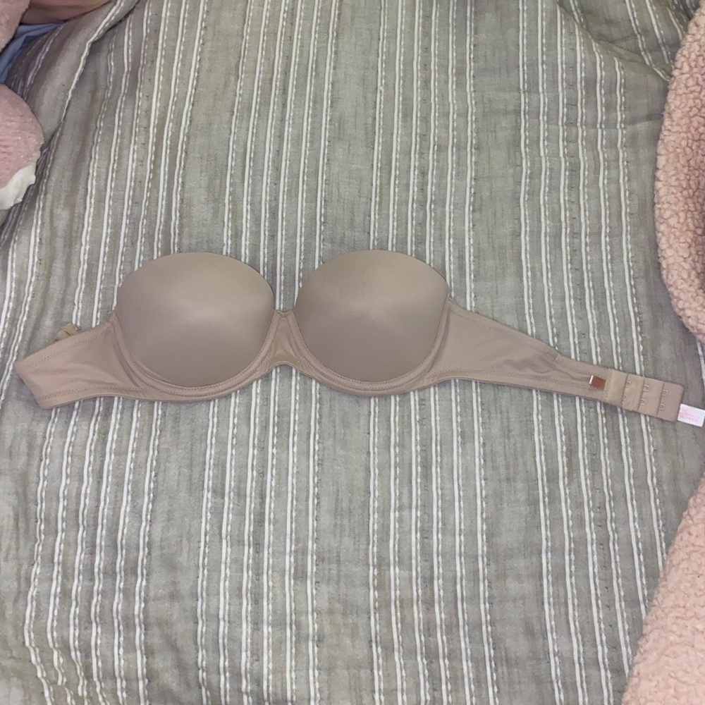 PINK Strapless Bra